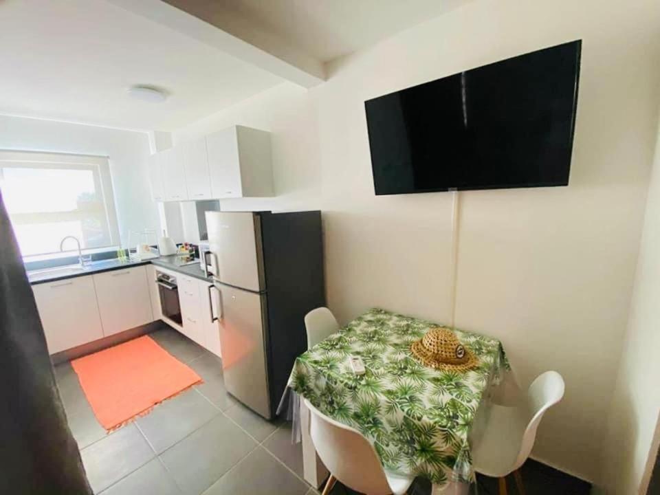 Tehautahi Cozy Lodge 2 ปาเปเอเต ภายนอก รูปภาพ